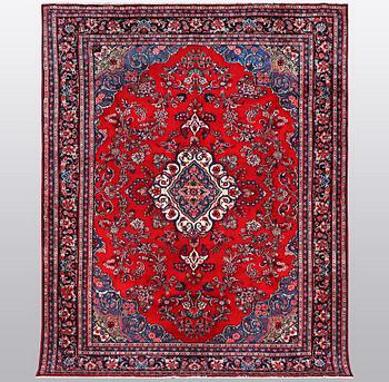 Matto, West persian, ca 320 x 242 cm.