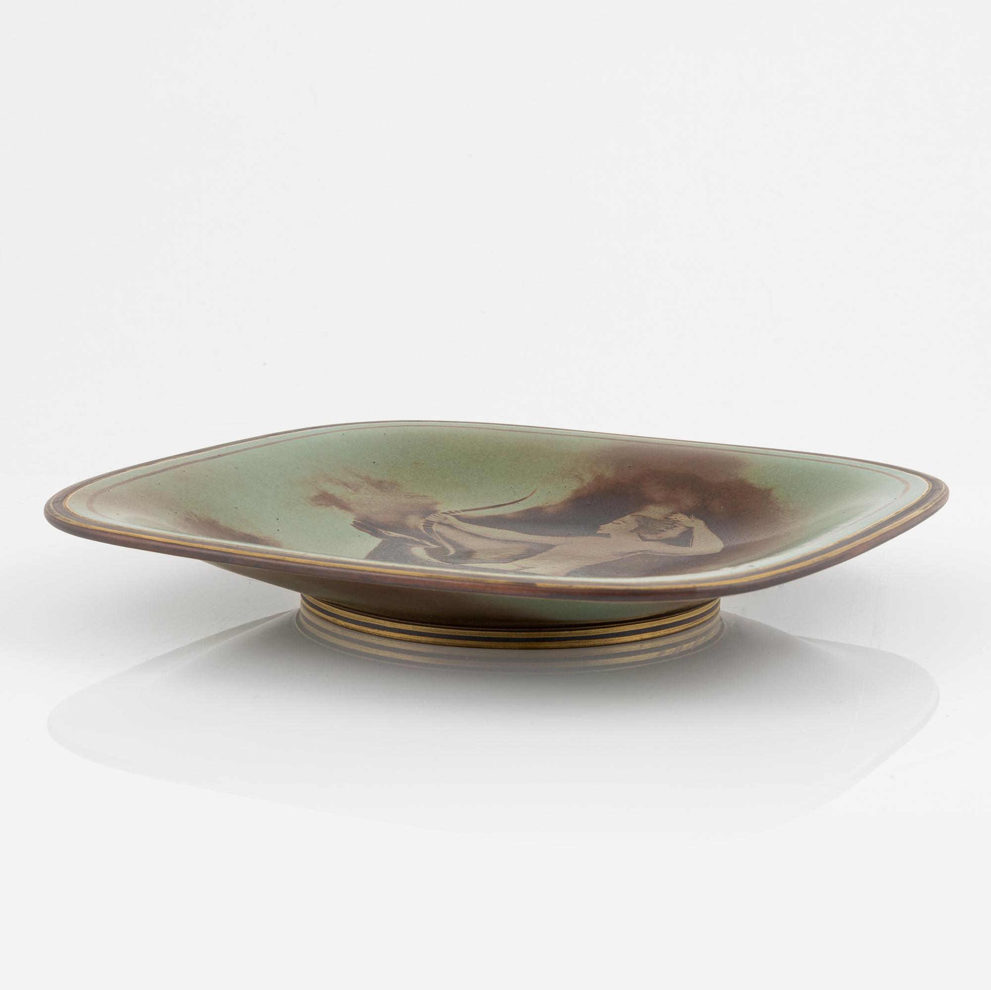 Gunnar Nylund, a 'Flambé' stoneware dish, Rörstrand, Lidköping, 1930's/40's.