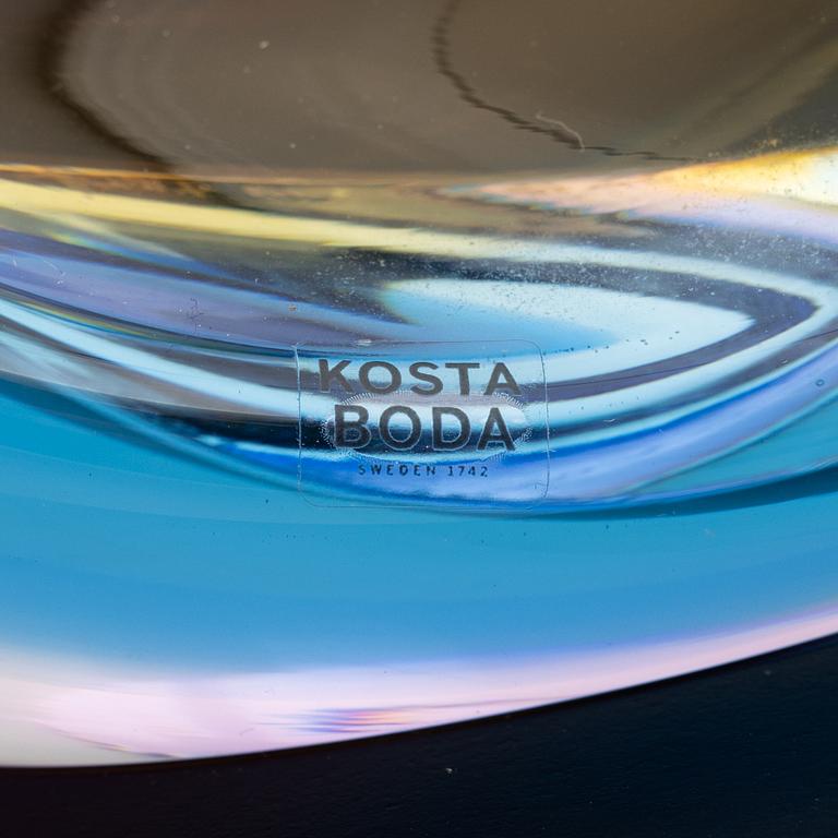 Göran Wärff, a glass sculpture, "Fenomen Prisma", numbered 222/399.
