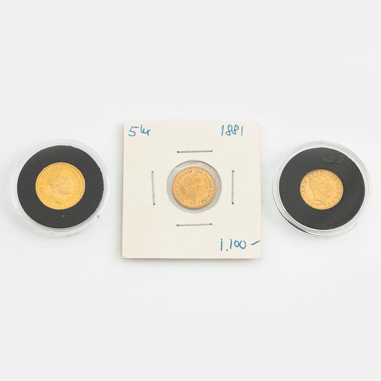 Three Swedish goldcoins, 10 kr 1874, 5 kr 1881, 5 kr 1920.