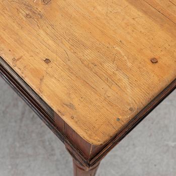 A table, 19th century.