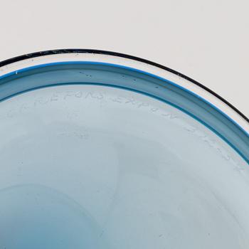 Nils Landberg, a 'Tulip' glass cup, Orrefors, Sweden 1950s.