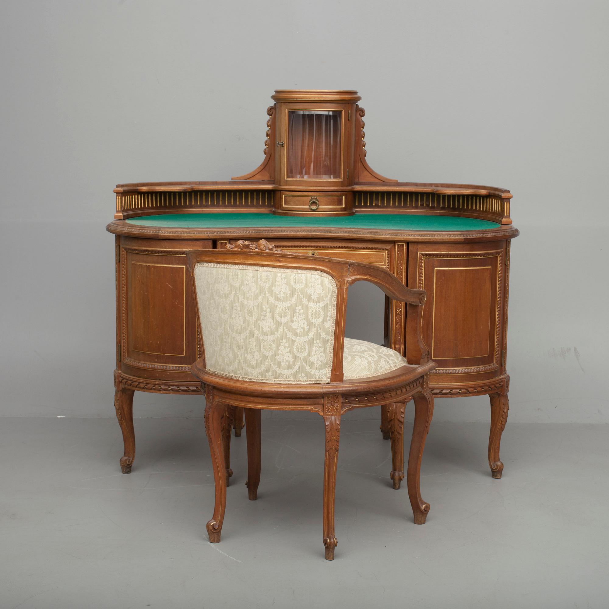 SKRIVBORD OCH STOL, Louis XVI-stil, Frankrike 1900-talets början.
