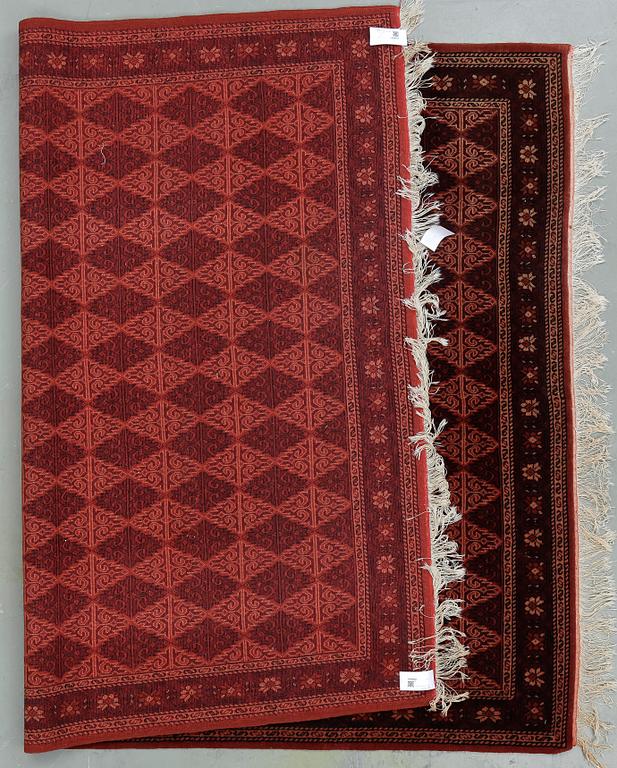 MATTA, orientalisk. Ca 235 x 173 cm.