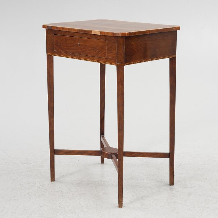 Sybord, empire, 1800-talets första hälft.