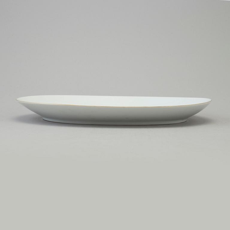 A 9 pieces second half of the 20th century porcelain table ware from Porzellan-Manufaktur Händel, Bavaria, Germany.