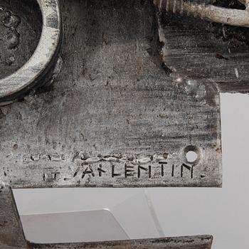 OKÄND KONSTNÄR, skulptur 2 st, metall, signerade G. Valentin.