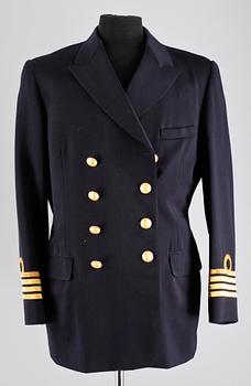UNIFORM FÖR KOMMENDÖRSKAPTEN FÖR SVENSKA KUNGL. FLOTTAN, 12 delar, 1900-talets mitt/andrahälft.