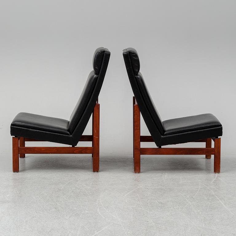 KARL ERIK EKSELIUS, a pair of armchairs.
