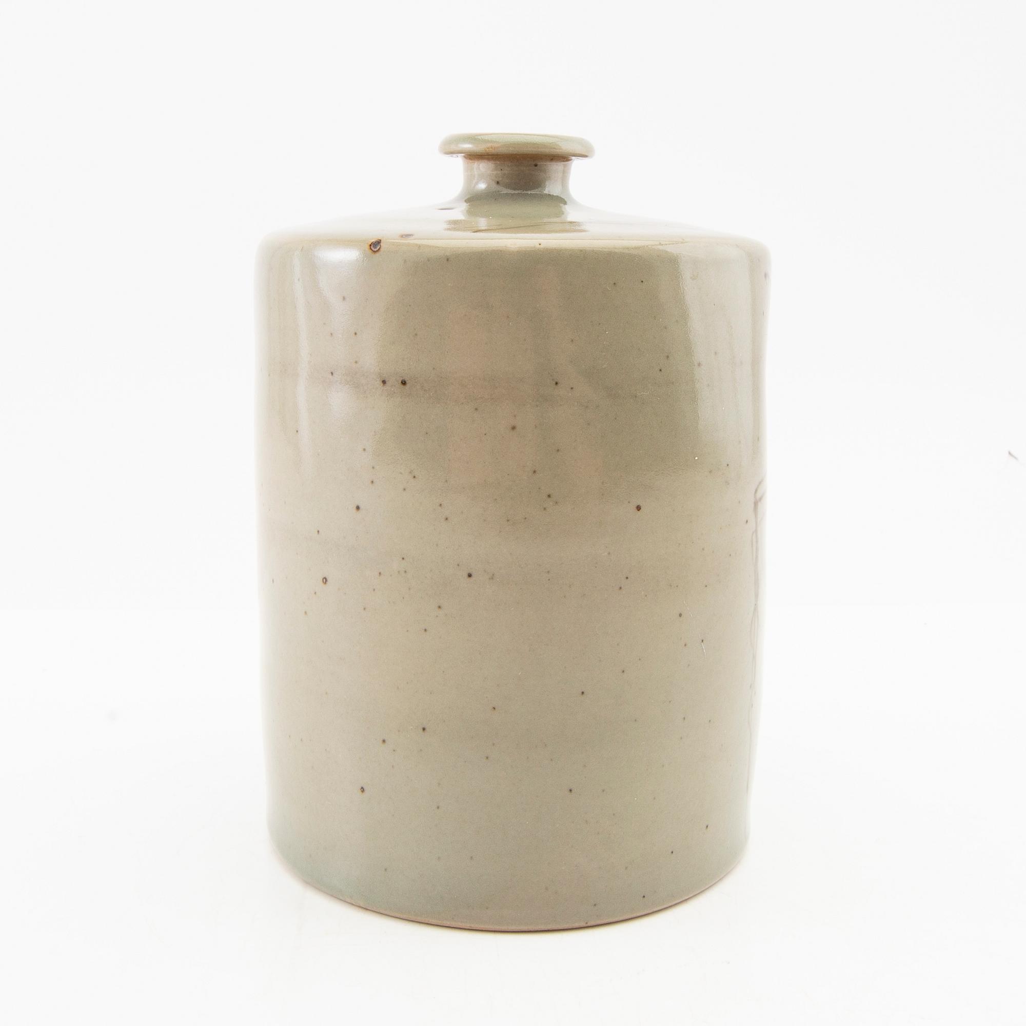 Claes Thell, vase signed and dated '87.