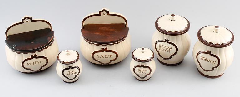 BURKAR, 16 st, porslin, "Pyro Brun", Wilhelm Kåge, Gustavsberg.