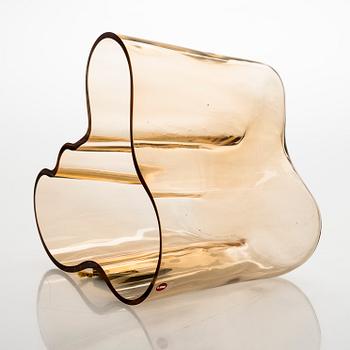 Alvar Aalto, maljakko, "3030", 60-vuotisjuhlamaljakko, signeerattu Alvar Aalto Iittala 1936-1996.