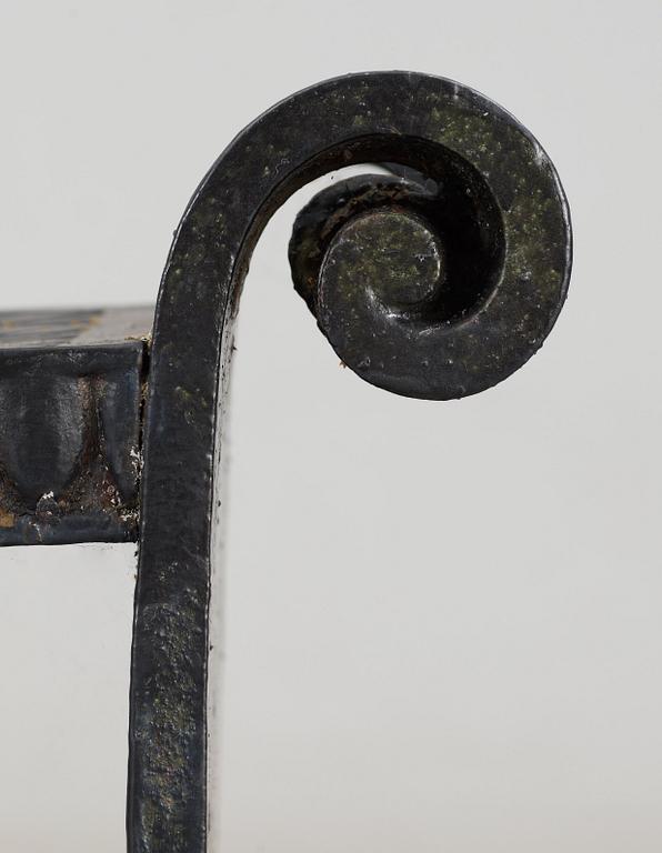 FOLKE BENSOW, "Taburett Nr 1", ett par, Näfveqvarns Bruk, ca 1925.