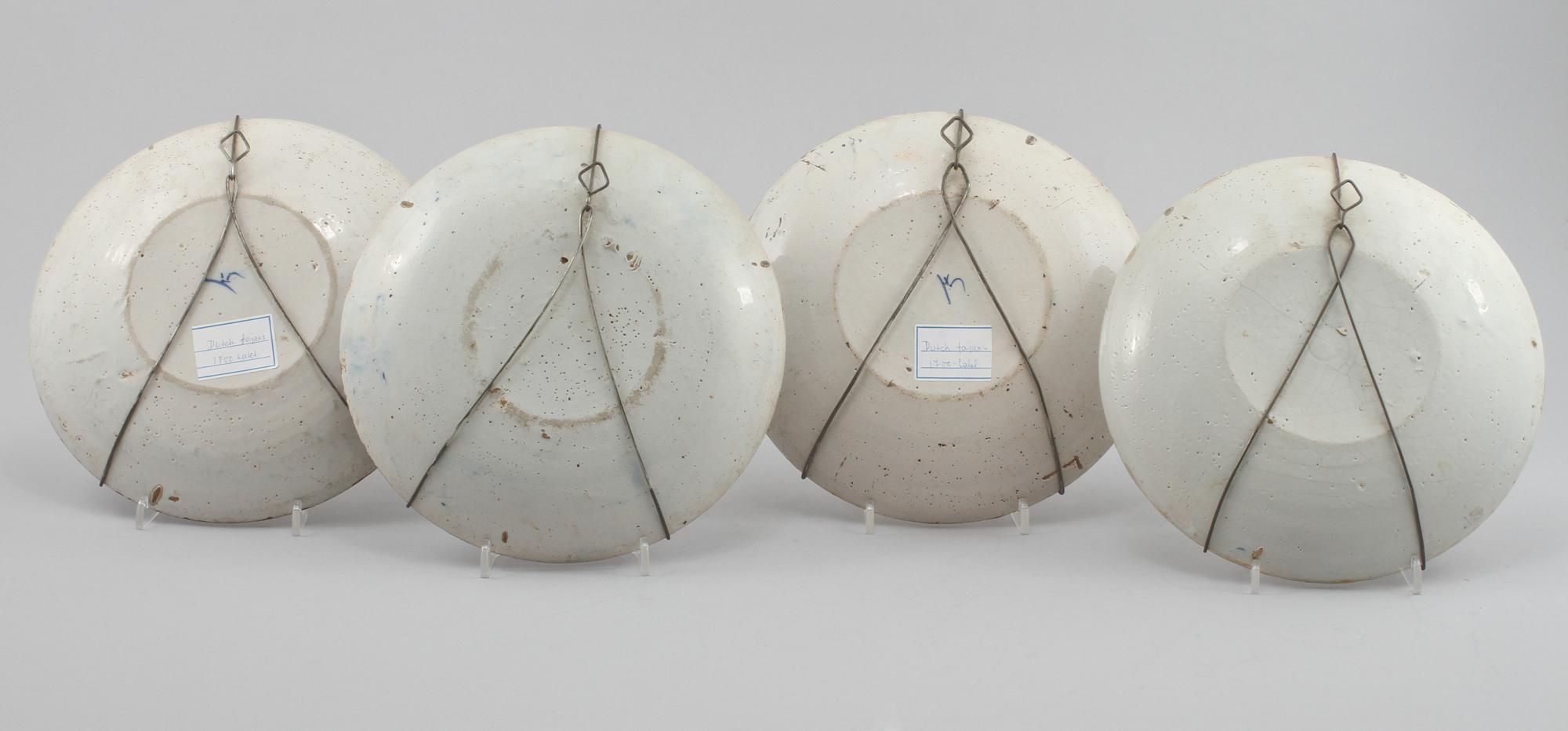 TALLRIKAR, 4 st, fajans, 1700-tal.