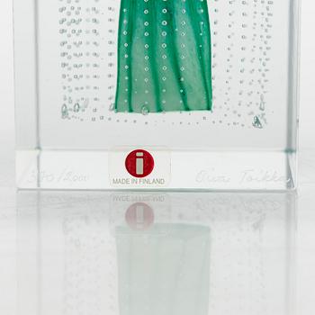 Oiva Toikka, årskub, signerad Oiva Toikka, Nuutajärvi 1995, numrerad 370/2000.