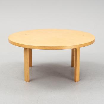 Alvar Aalto, a birch coffee table, Artek.