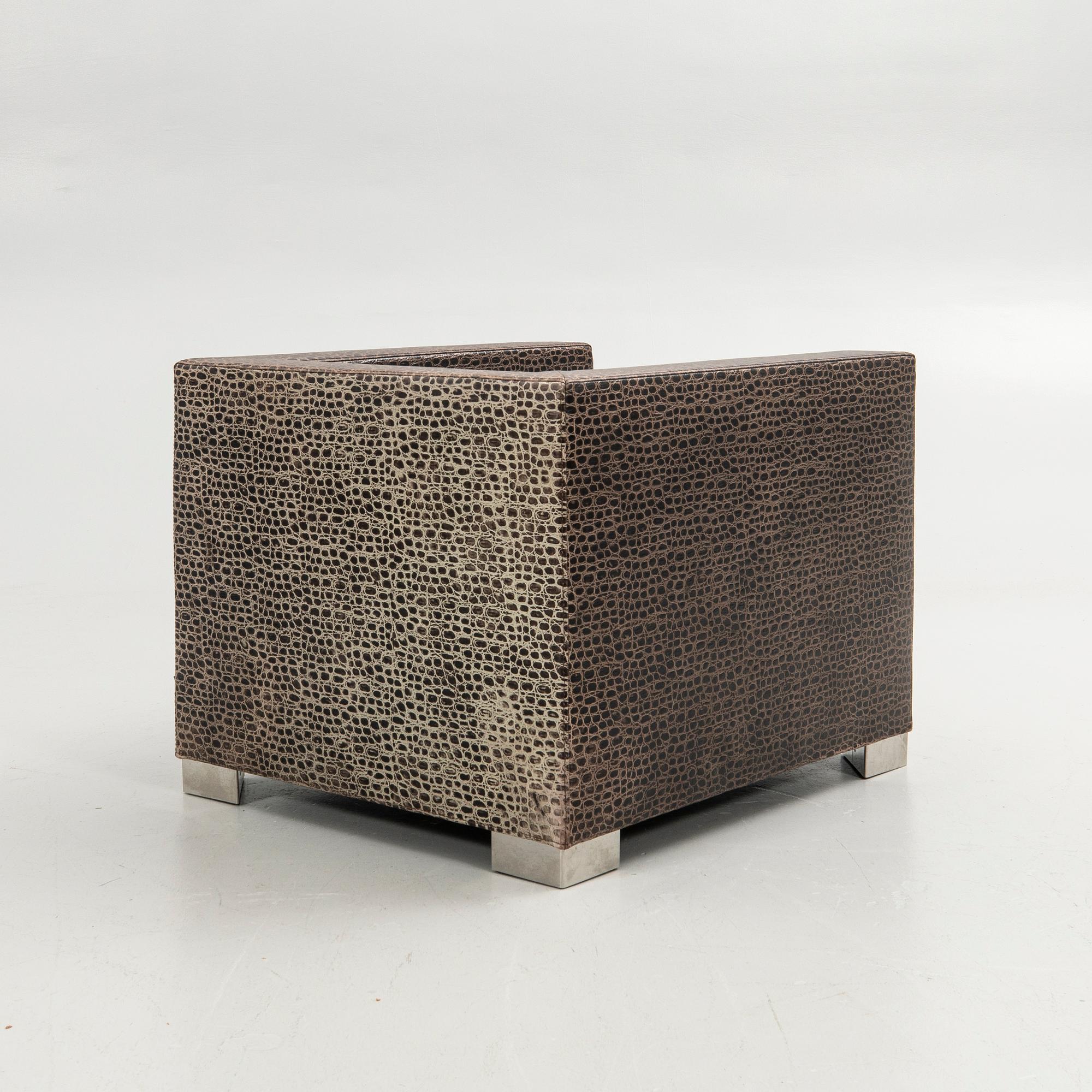 Rodolfo Dordoni, armchair, Minotti. "Suitcase", Italy, 1990s.