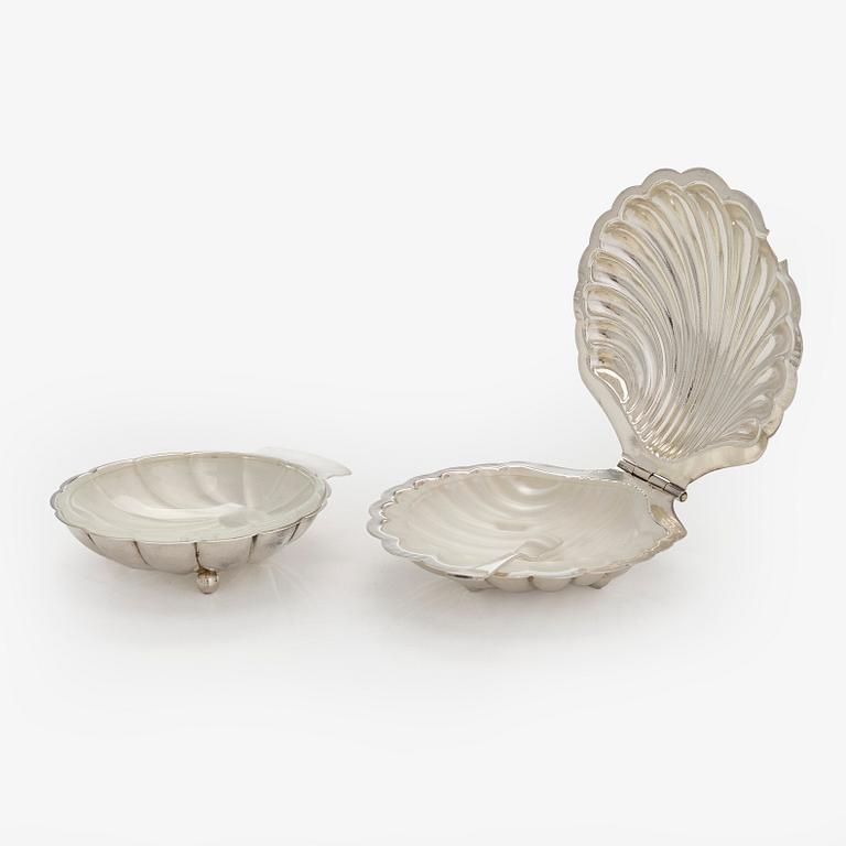 Osterimaljoja 12 kpl, hopeaa ja lasia. Auran Kultaseppä Turku 1959.