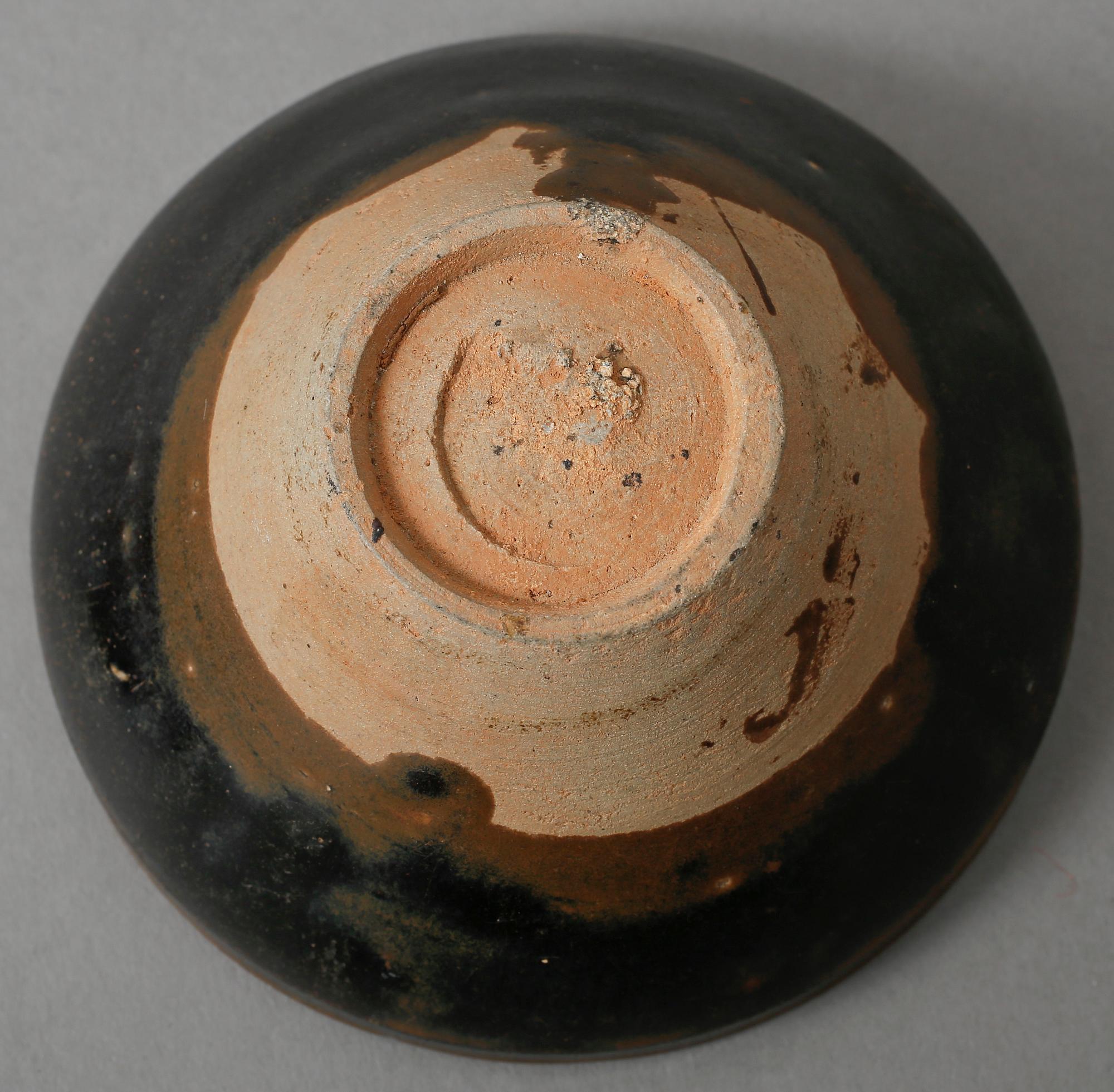 SKÅL, lergods, Temmoku, troligen Japan, 1800-tal.