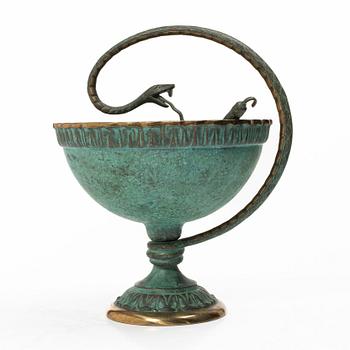 A footed bowl/apothocary's bowl, 20th/21st century.