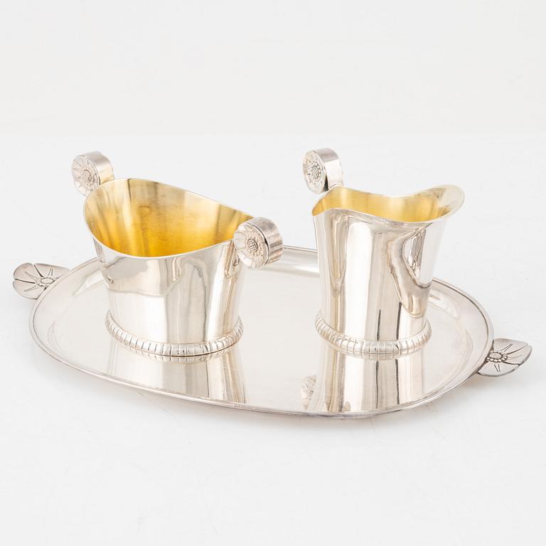 Silverföremål, 9 delar, bland annat Eric Råström, Råströms Silver- O Nysilverfabrik, Stockholm, 1955.