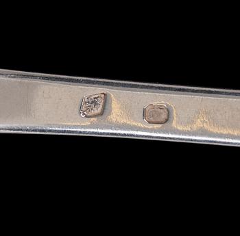 RAGUSKED, silver, Naudin Francois Dominique, Pariisi 1818-1834. Vikt 142 g.