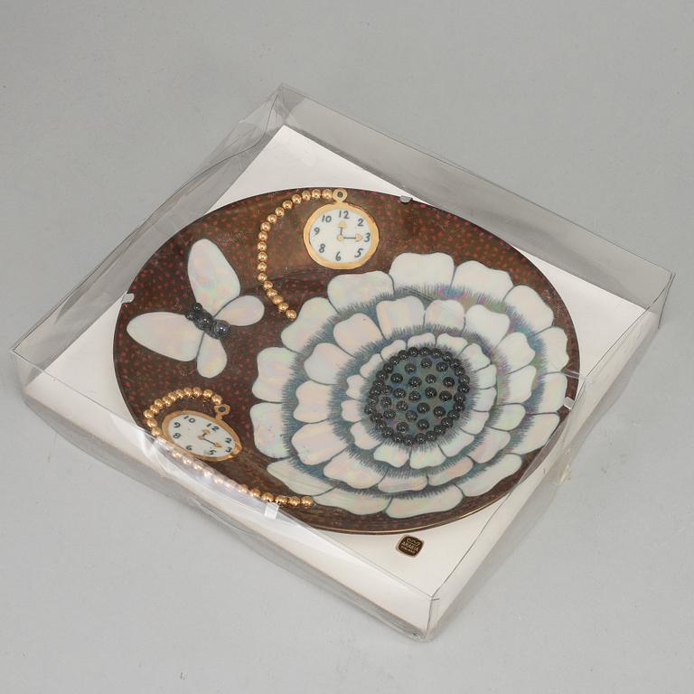 BIRGER KAIPIAINEN, a stoneware dish, Rörstrand 1985.