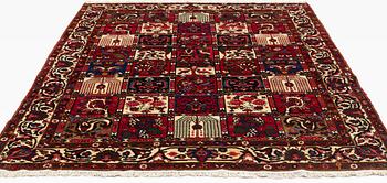 A semi-antique Chahar Mahal/Bakhtiari carpet, approximately 329 x 219-228 cm.