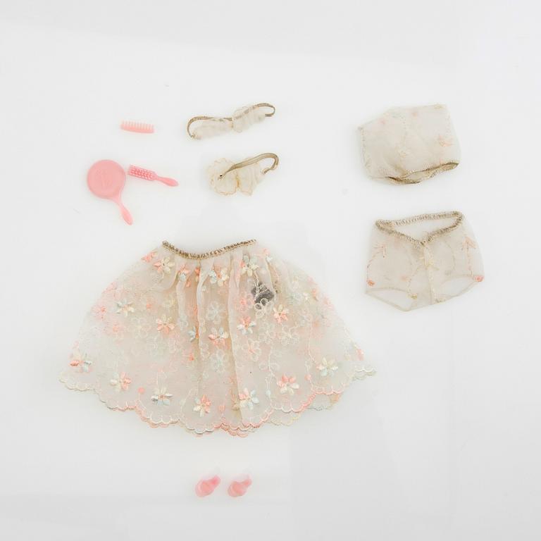 Barbie clothes 5 sets. Vintage including "Gold 'n Glamour" Mattel 1965. "Floral Petticoat" Mattel 1960s.