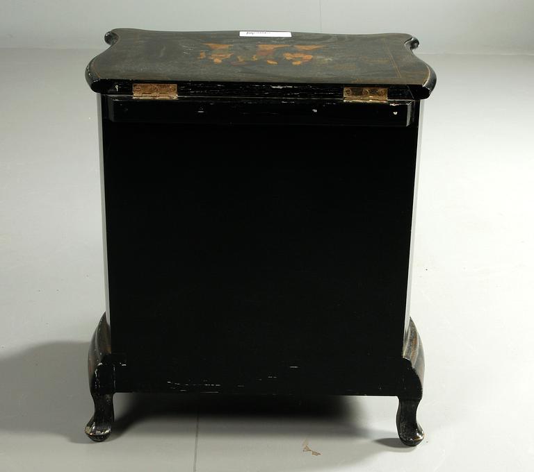 SKÅP, Kina, 1800/1900-tal.