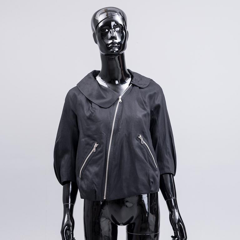 JACKA, Marc Jacobs.