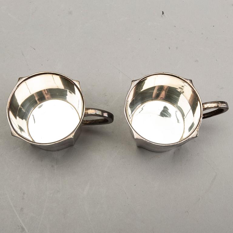 Sigvard Bernadotte, a set of 24 pcs EPNS cocktail and punch glasses.