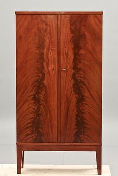 KABINETTSKÅP, 1900-tal.