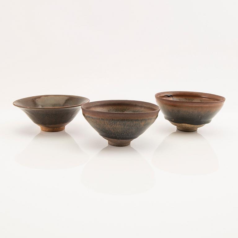 Bowls 3 pcs temmoku, Song Dynasty (960-1279) stoneware.
