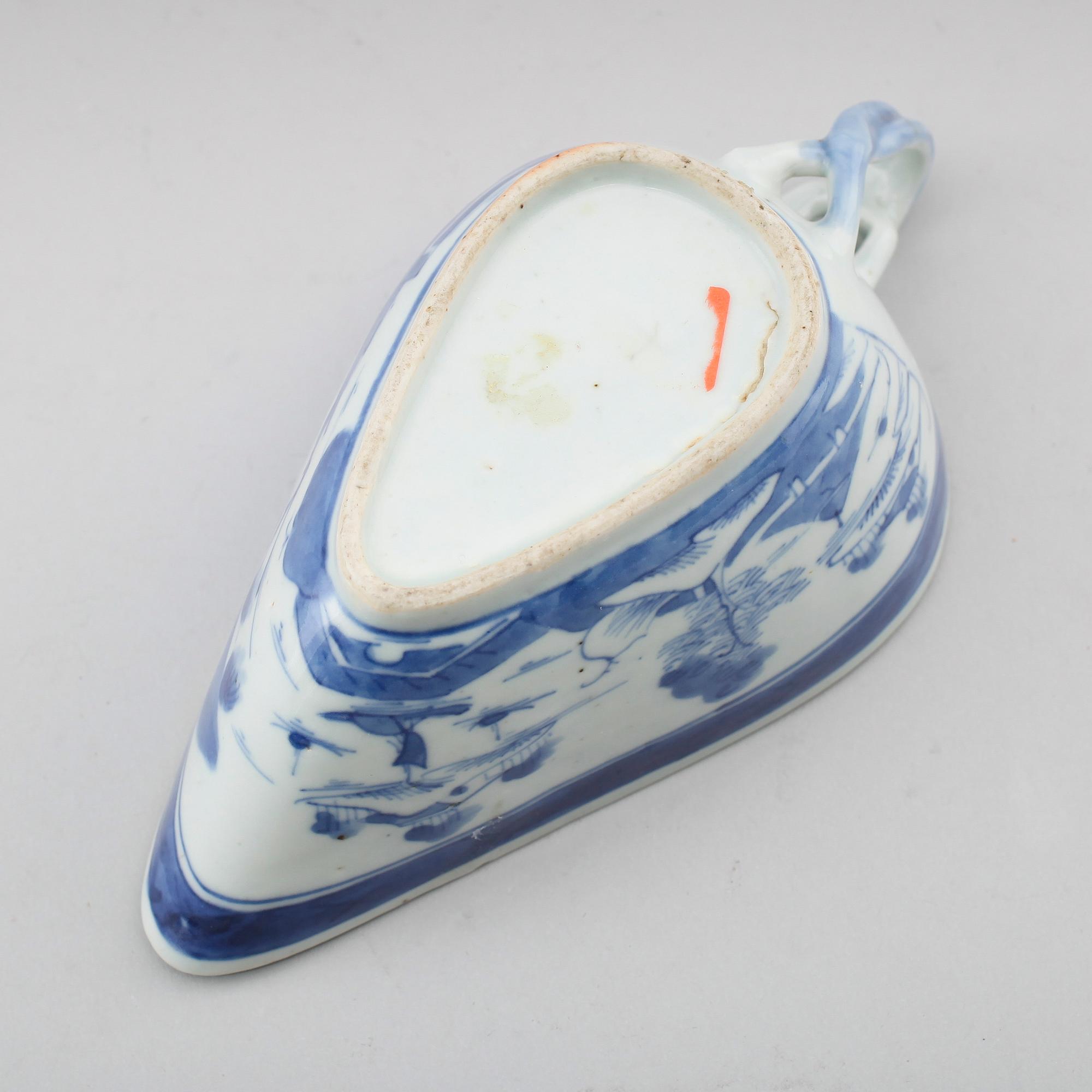 SÅSSKÅL, porslin, Kina, 1800-tal.