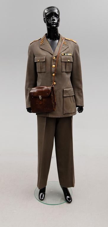 UNIFORMER, 2 st, Sverige, 1900-tal.