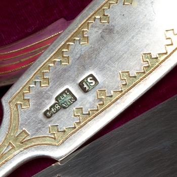 RESESET, 3 delar. Silver, bl.a St Petersburg 1877-1879. 245g inkl stålblad.