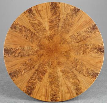 A Carl Malmsten mahogany and walnut dinner table, 1940's-50's.