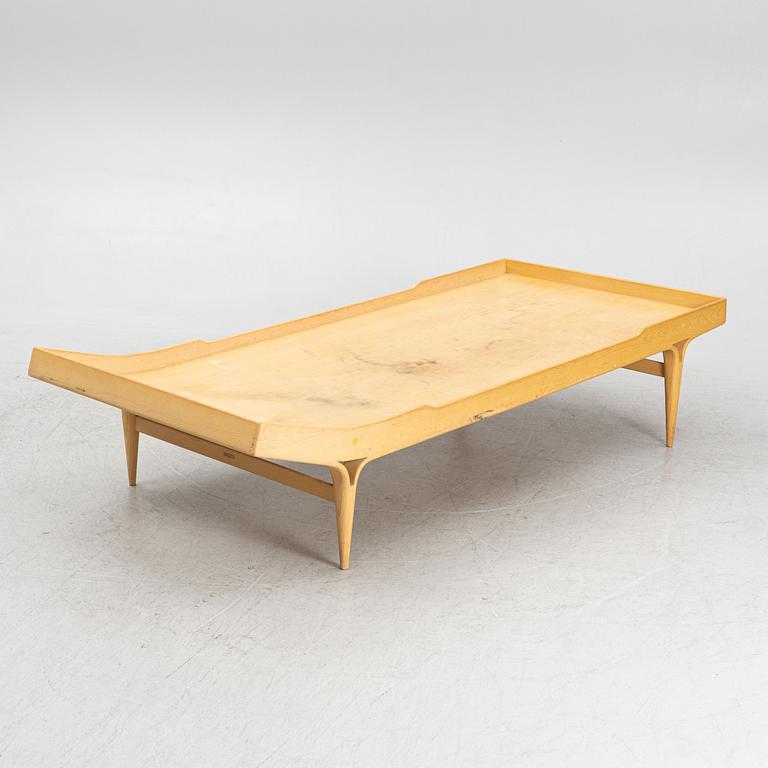 Bruno Mathsson, a model 'T 303 Berlin 60' daybed, Firma Karl Mathsson, Värnamo, dated 1968.