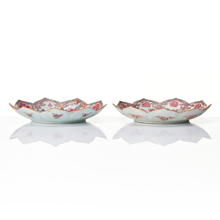 A pair of famille rose dishes, Qing dynasty, Qianlong (1736-95).