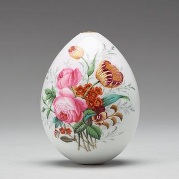 A Russian porcelain egg, circa 1900.
