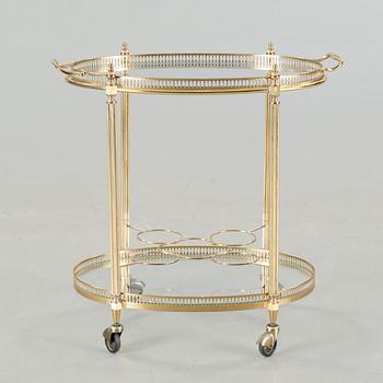 A trolley from the latter half of the 20th centyru.