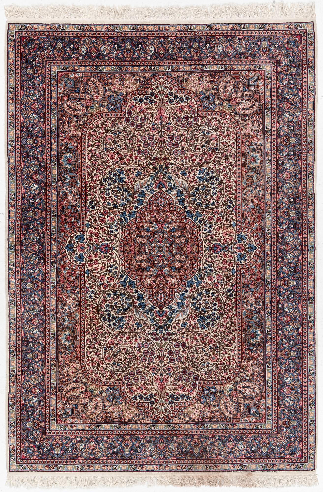 Rug, Kirman, approx. 245 x 165 cm.
