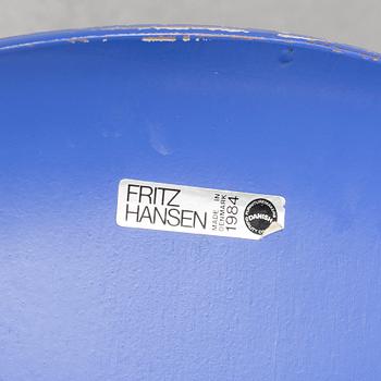 ARNE JACOBSEN, STOLAR, 6 st, "Sjuan". Märkta, Fritz Hansen, Danmark. 1980-tal.