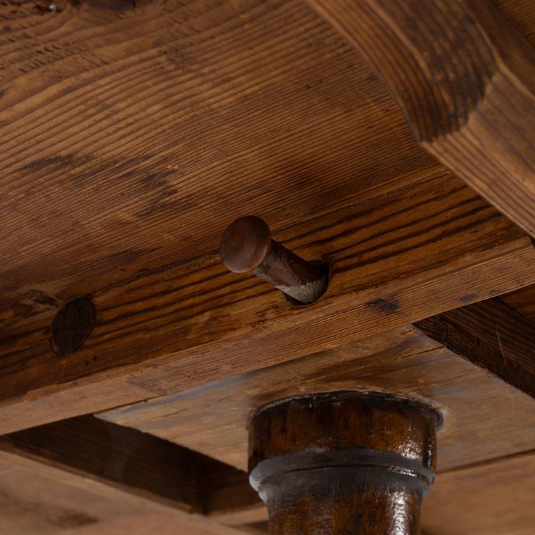 Fällbord, av Jacob Sjölin  (mästare i Köping och Kungsör 1767-85).