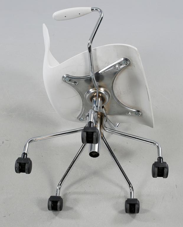 A office chair by Vico Magistretti, Kartell, 21th century.