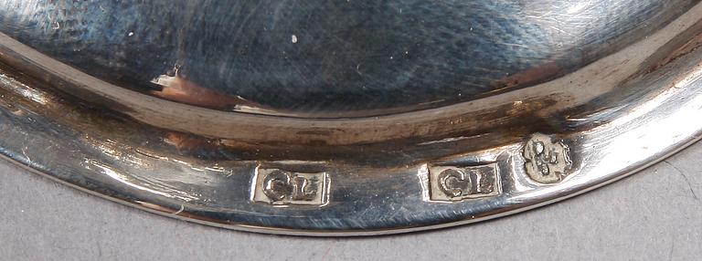 SUPKALKAR, ett par, silver, troligen C. Lundahl, Skara, verksam 1796-1818.