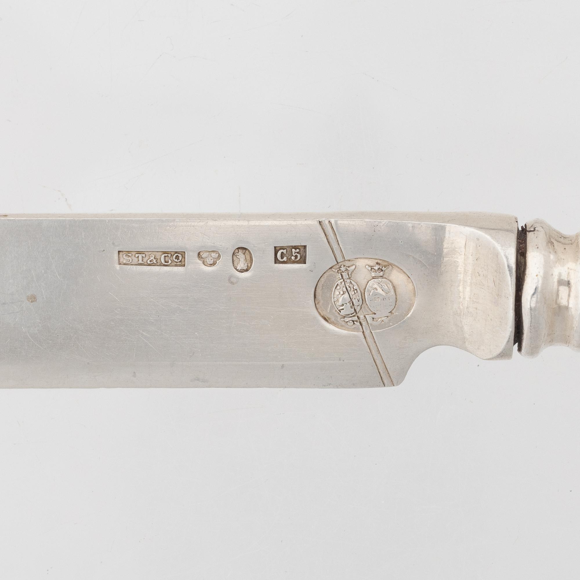 A set of 19 silver cutlery parts, including Gustaf Möllenborg, Stockholm 1888.