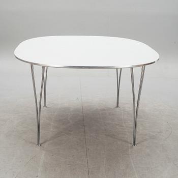 MATBORD, "Superellips" design av Piet Hein och Bruno Mathsson för Fritz Hansen, Danmark. Total längd 300.
