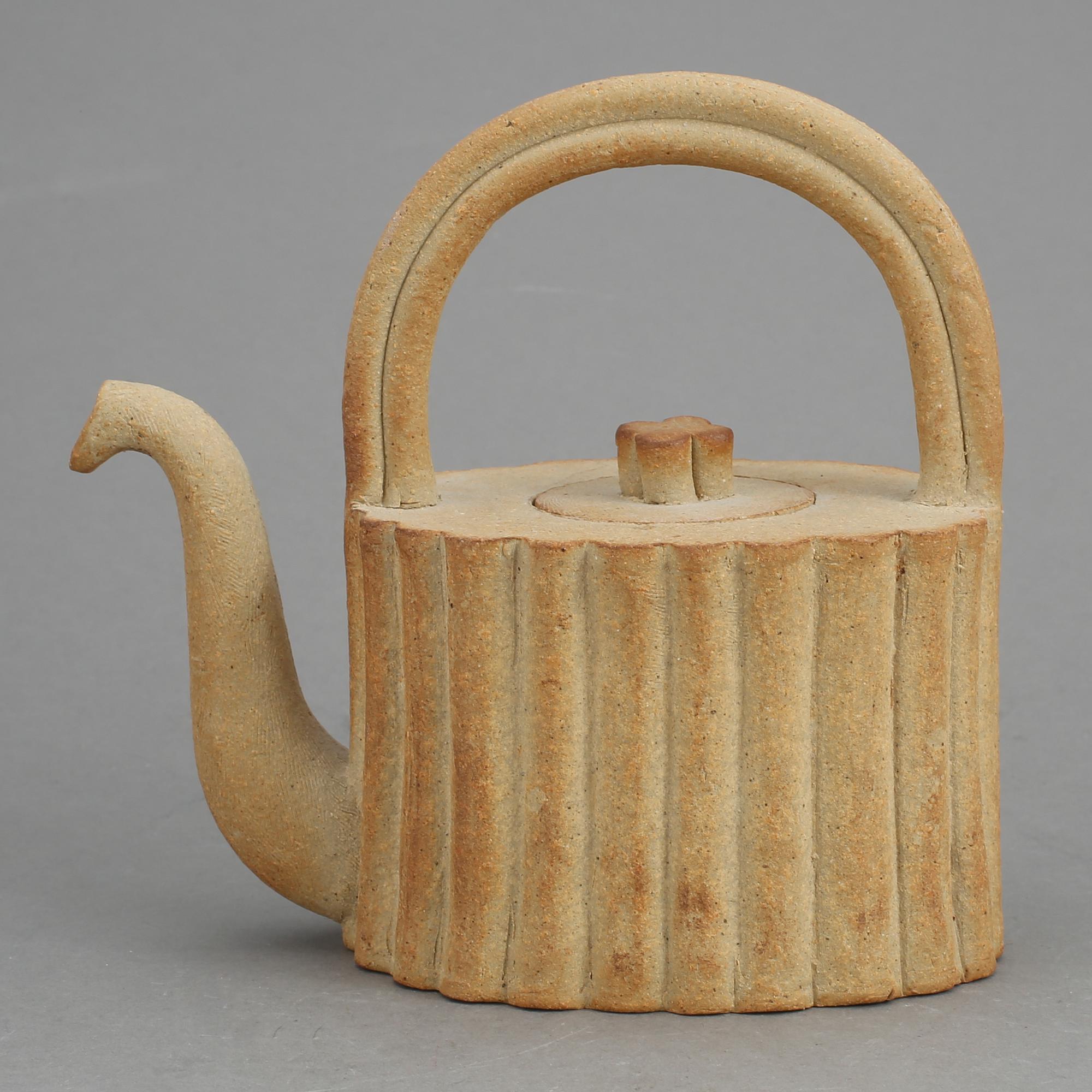 TEKANNA, stengods, Signe Persson-Melin, signerad och daterad 06.